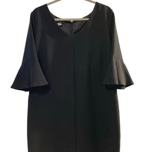 Simply styled large dress